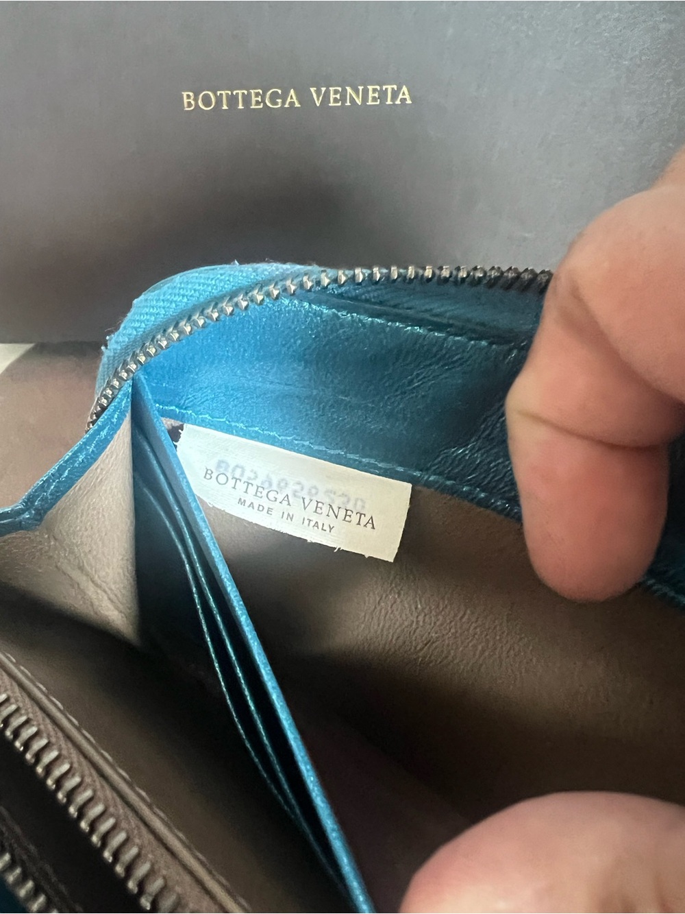 BOTTEGA VENETA Nappa Intrecciato Moondust Zip Wallet Blue - Picture 15 of 16